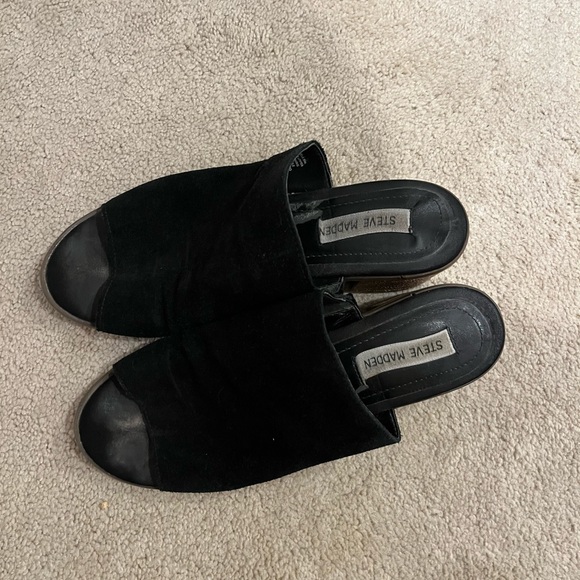 Steve Madden Black Suede Block Heel Mules - Picture 2 of 7